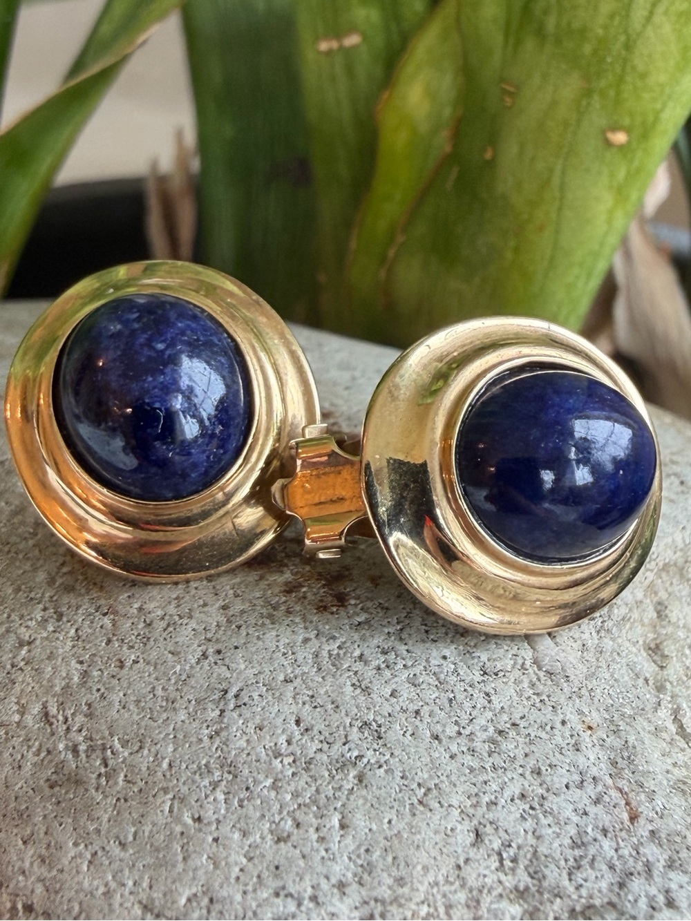 14 karat gold lapis earrings